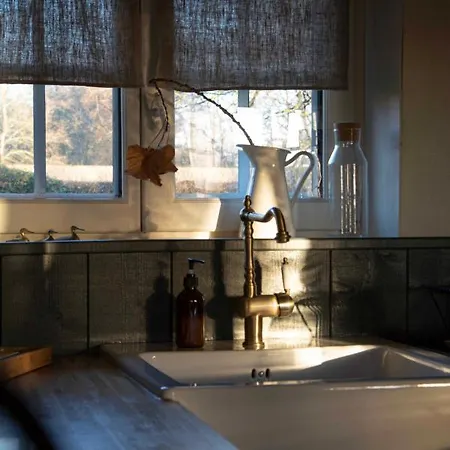 Le Roi Des Oiseaux - A La Campagne Tatil Evi Montcavrel