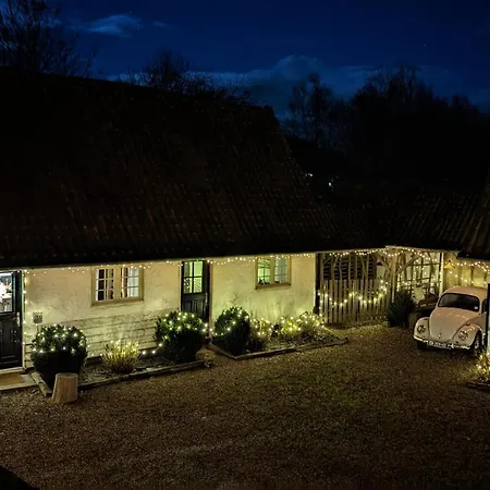 Ferienhaus Le Roi Des Oiseaux - Authentic French Countryside Gite Montcavrel